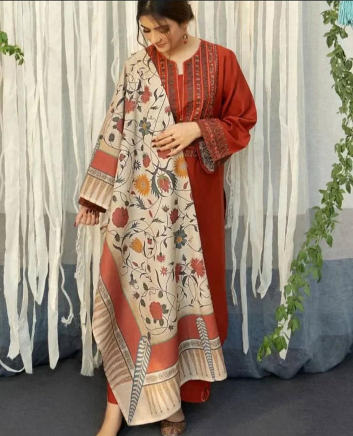 Elegant Printed lawn 3 Piece Suit