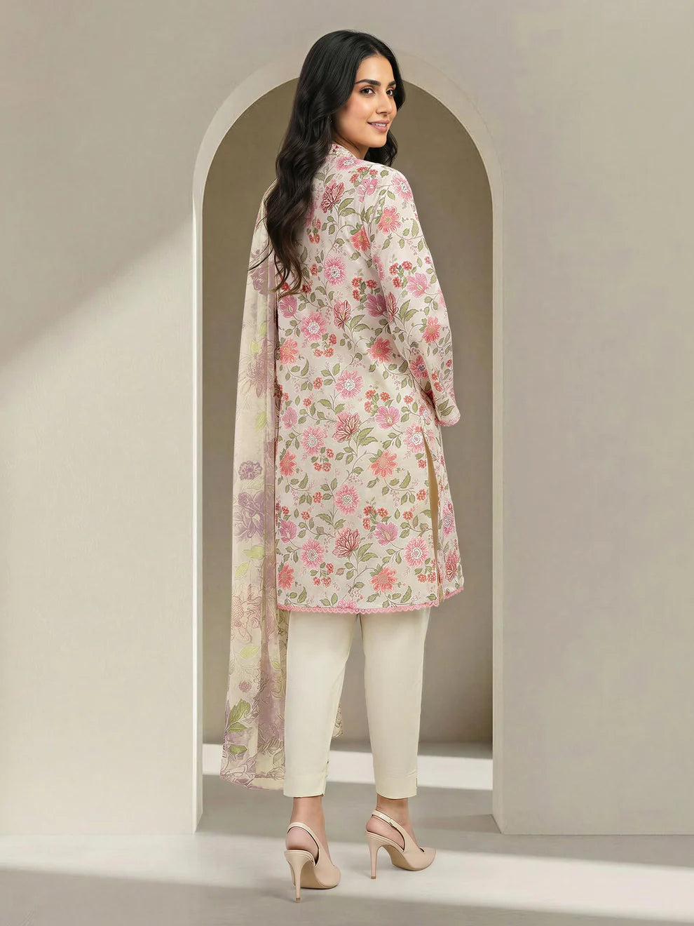 3 Piece Lawn Suit- Printed (Unstitched)