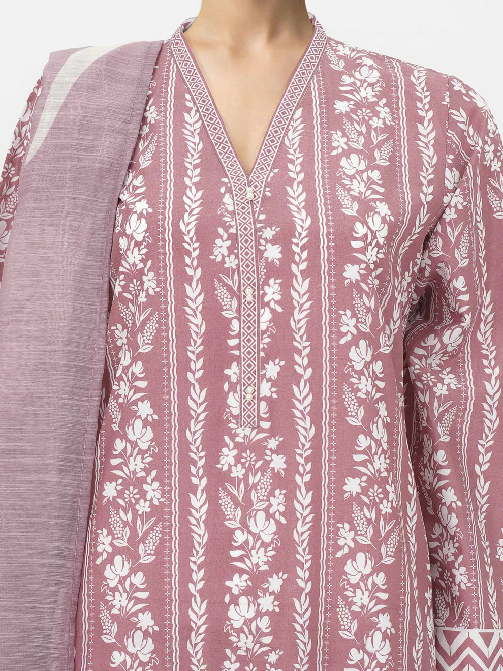3 Piece Lawn Suit- Printed (Unstitched)
