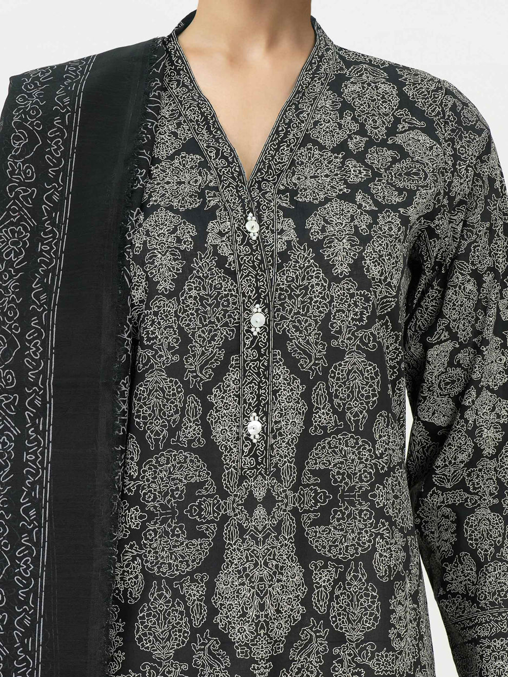 3 Piece Lawn Suit- Printed (Unstitched)